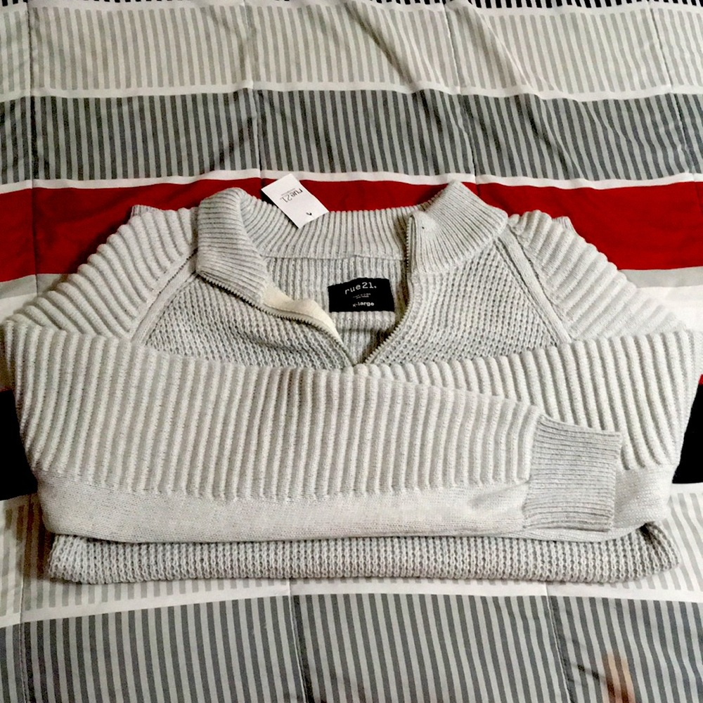 XL White Sweater